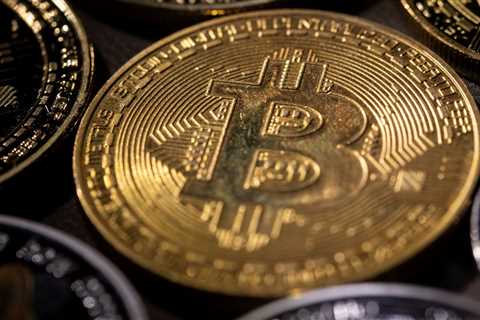 Bitcoin rises 2.1% to reclaim $50000 - Reuters